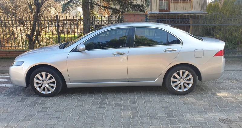 Honda Accord cena 15900 przebieg: 259000, rok produkcji 2004 z Pieniężno małe 379